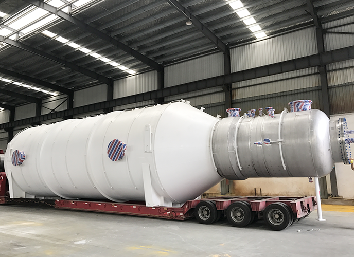 Waste liquid incinerator